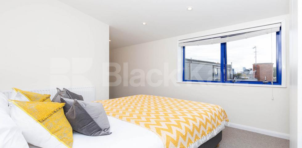 			1 Bedroom, 1 bath, 1 reception Apartment			 DOVE ROAD , CANONBURY-ISLINGTON